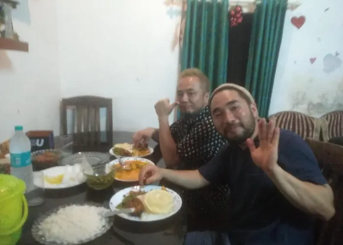 Aleenas Homestay